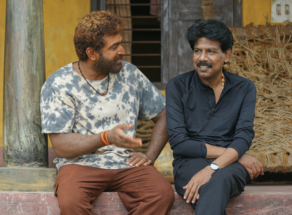 Vanangaan Movie Review: A Raw and Gory depiction of Social Justice 2 Arun Vijay and Bala on Vanagaan Sets